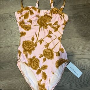 NWT Seafolly Rococo Ruched Underwire One Piece